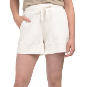 NWT 3 Dots Genevieve ivory soft SCUBA knit shorts L